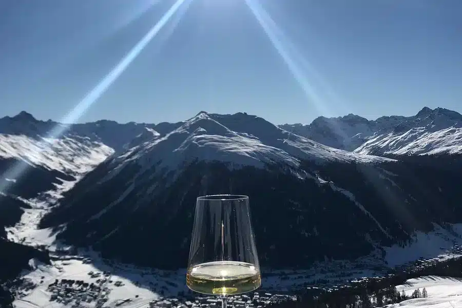 WEF Davos 2024: Crypto Predictions, and the Pivot to AI